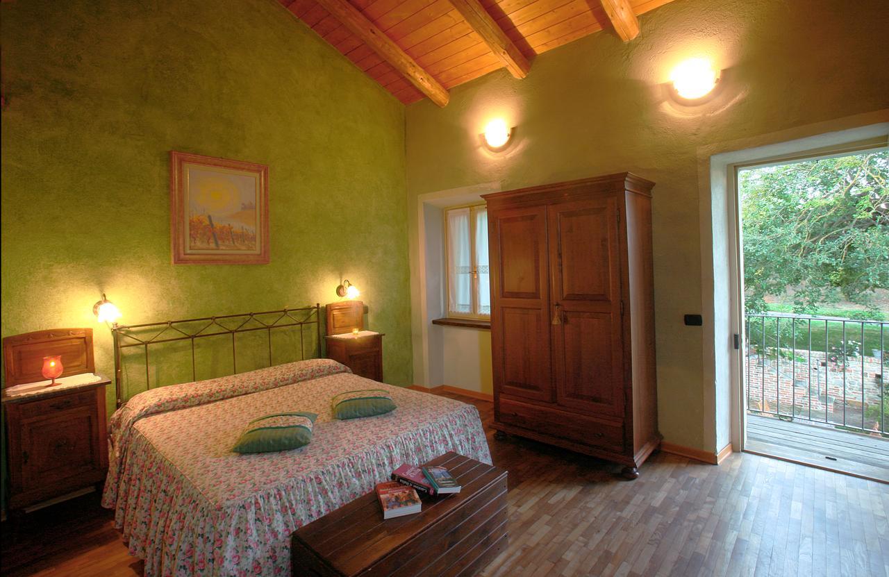 Ca San Ponzio Country House & Spa บาโรโล ภายนอก รูปภาพ